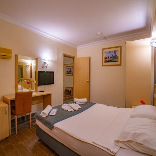 deniz-manzarali-standart-genis-oda-ba17b